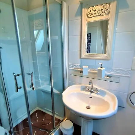 La Roseliere 別荘 *